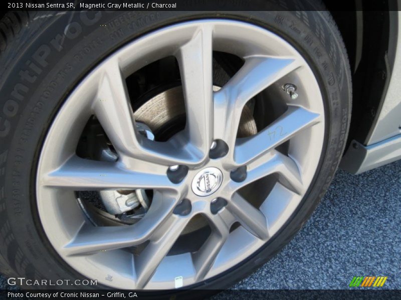 Magnetic Gray Metallic / Charcoal 2013 Nissan Sentra SR