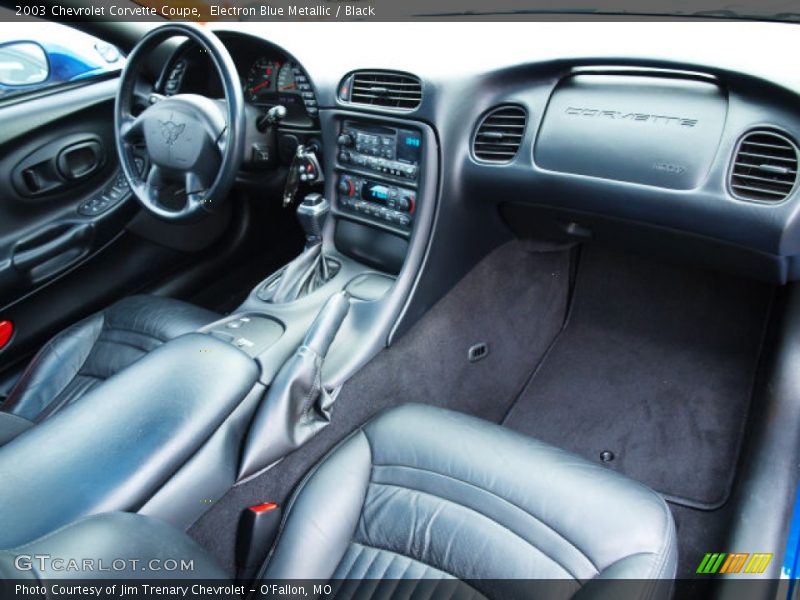 Dashboard of 2003 Corvette Coupe