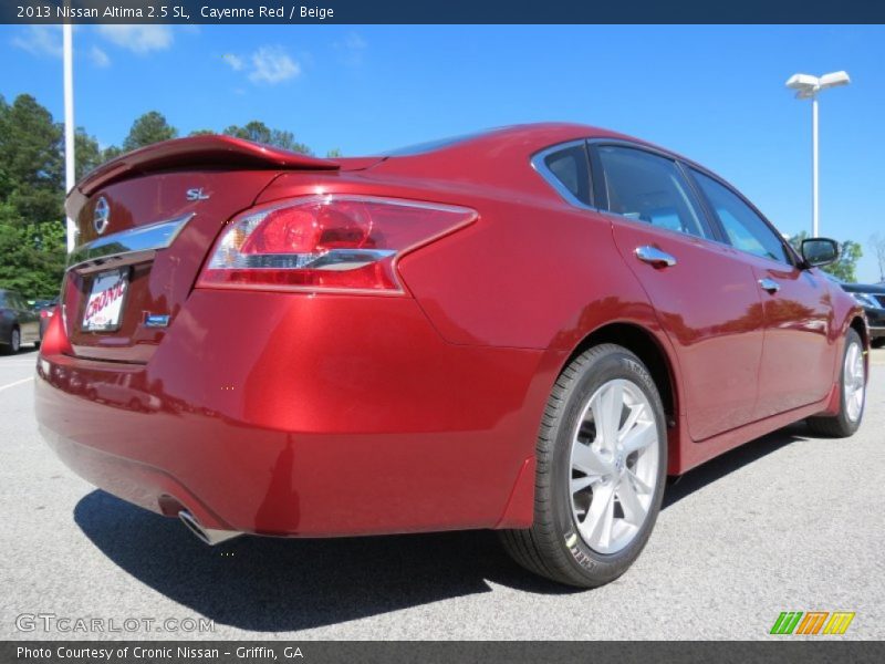 Cayenne Red / Beige 2013 Nissan Altima 2.5 SL