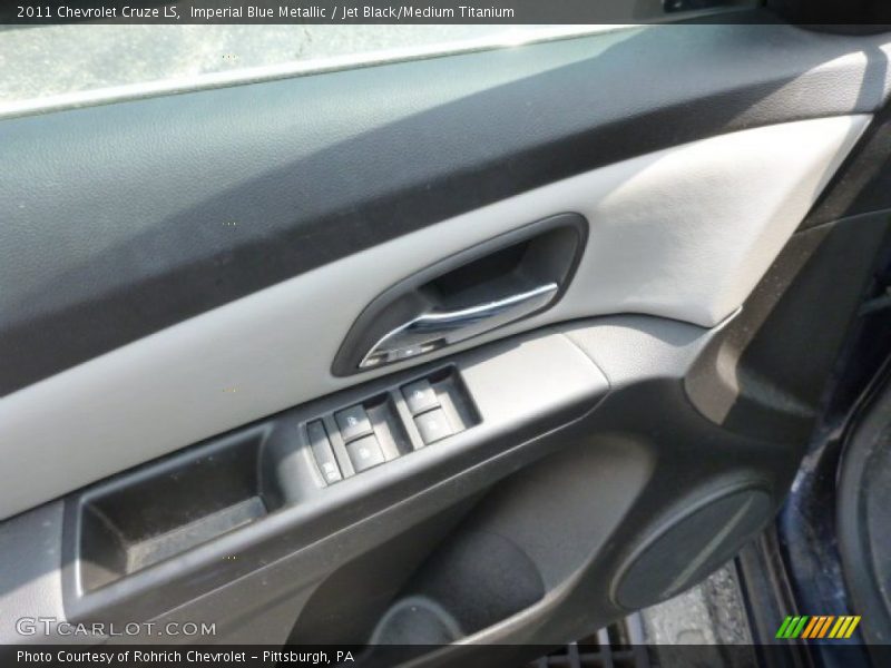 Imperial Blue Metallic / Jet Black/Medium Titanium 2011 Chevrolet Cruze LS