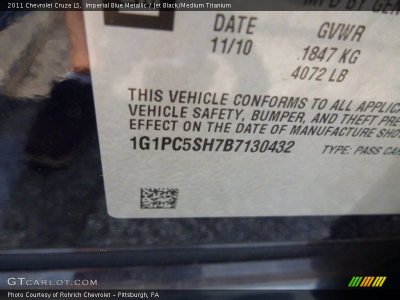 Imperial Blue Metallic / Jet Black/Medium Titanium 2011 Chevrolet Cruze LS