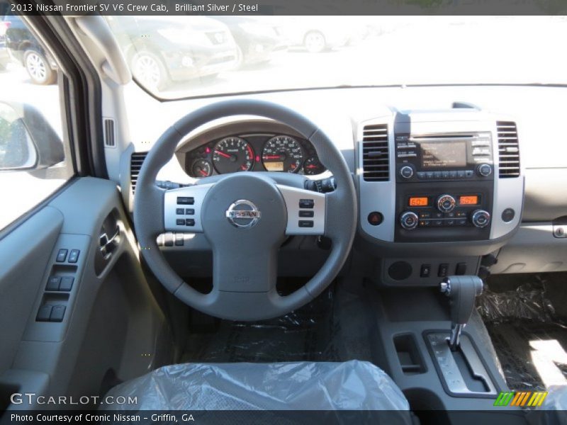 Brilliant Silver / Steel 2013 Nissan Frontier SV V6 Crew Cab