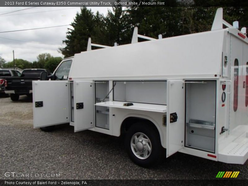 Oxford White / Medium Flint 2013 Ford E Series Cutaway E350 Commercial Utility Truck
