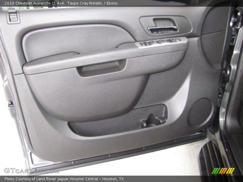Door Panel of 2010 Avalanche LS 4x4