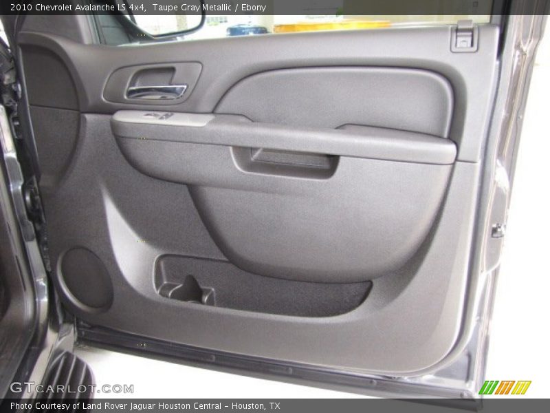 Door Panel of 2010 Avalanche LS 4x4