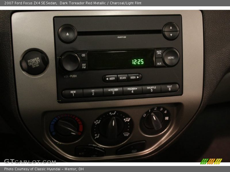 Controls of 2007 Focus ZX4 SE Sedan