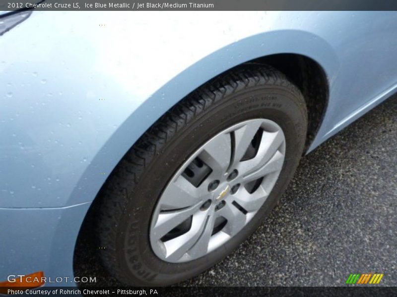 Ice Blue Metallic / Jet Black/Medium Titanium 2012 Chevrolet Cruze LS