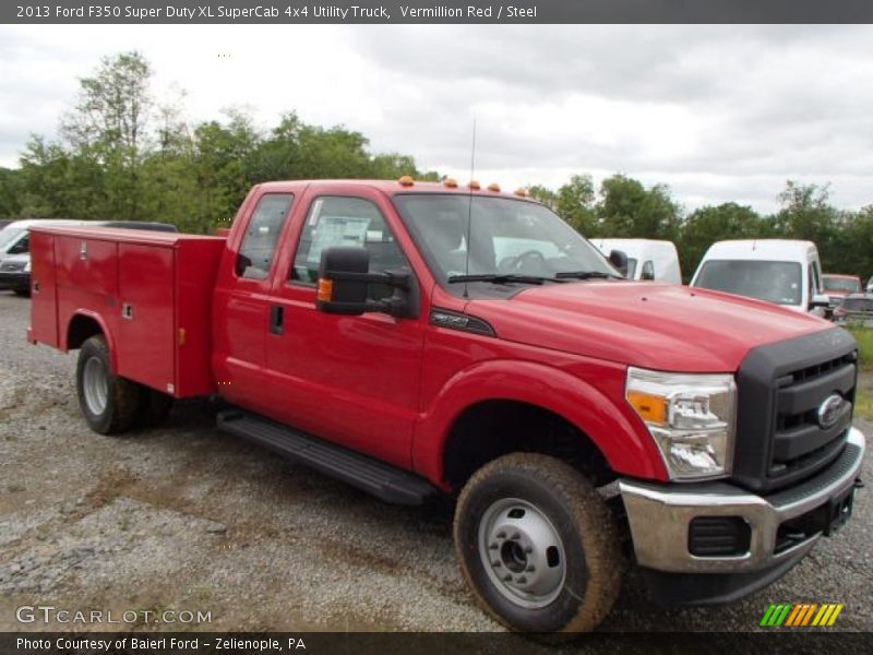 Front 3/4 View of 2013 F350 Super Duty XL SuperCab 4x4 Utility Truck