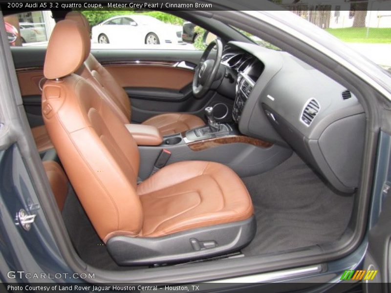 Front Seat of 2009 A5 3.2 quattro Coupe
