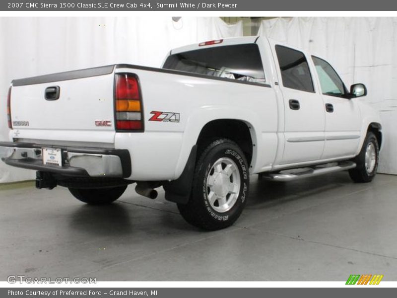 Summit White / Dark Pewter 2007 GMC Sierra 1500 Classic SLE Crew Cab 4x4