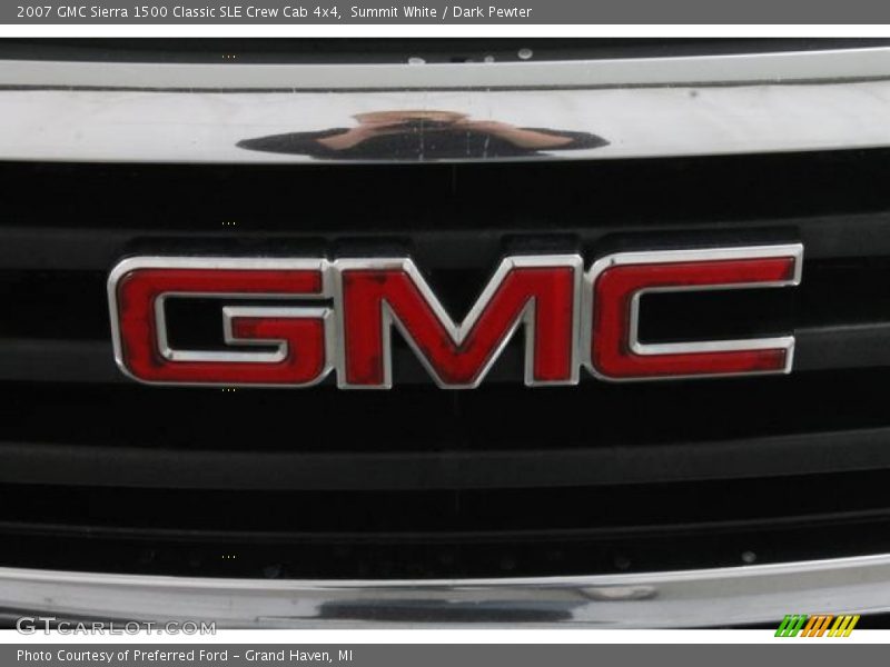 Summit White / Dark Pewter 2007 GMC Sierra 1500 Classic SLE Crew Cab 4x4