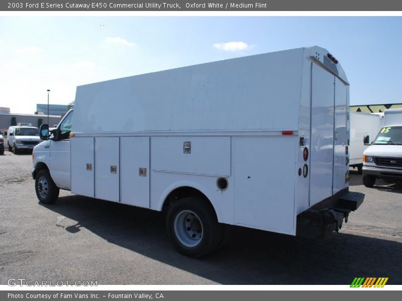 Oxford White / Medium Flint 2003 Ford E Series Cutaway E450 Commercial Utility Truck