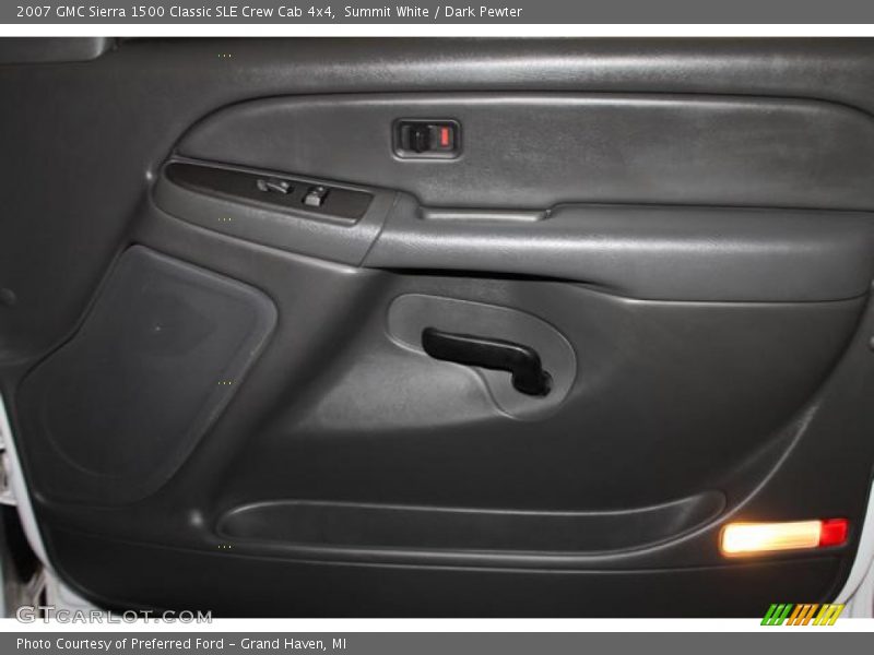 Summit White / Dark Pewter 2007 GMC Sierra 1500 Classic SLE Crew Cab 4x4