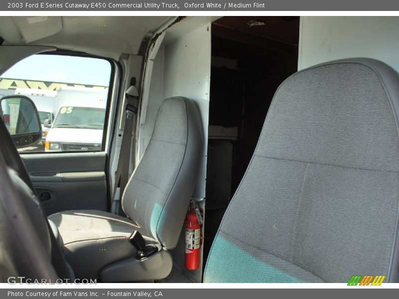 Oxford White / Medium Flint 2003 Ford E Series Cutaway E450 Commercial Utility Truck