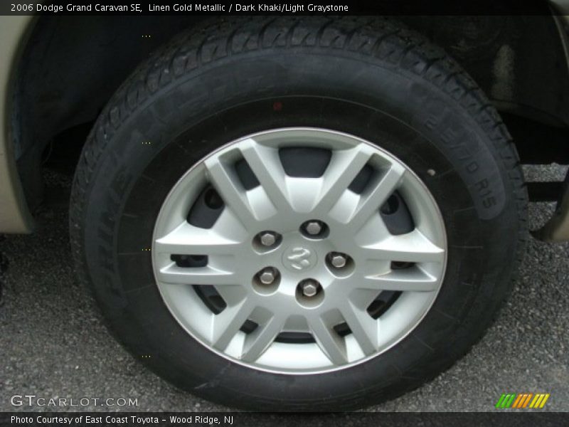 Linen Gold Metallic / Dark Khaki/Light Graystone 2006 Dodge Grand Caravan SE