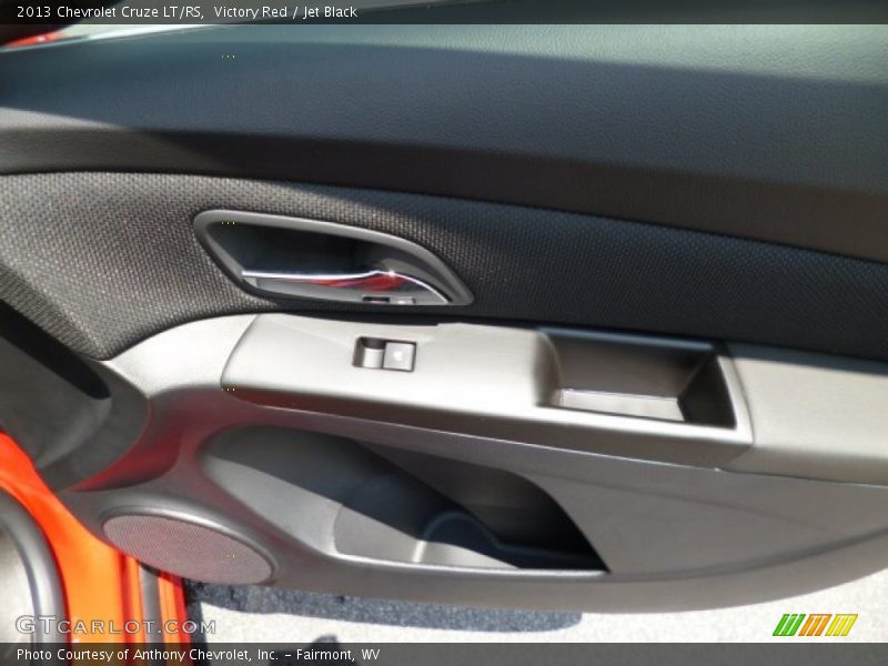 Victory Red / Jet Black 2013 Chevrolet Cruze LT/RS