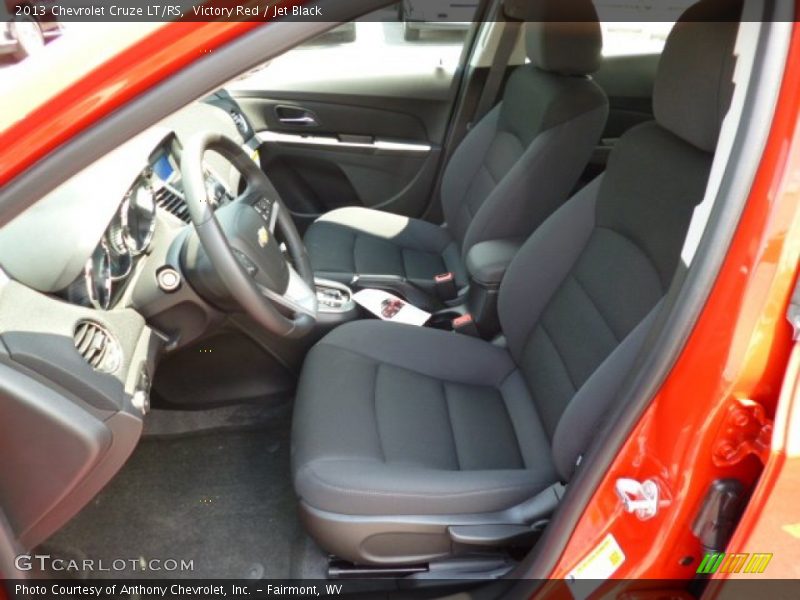 Victory Red / Jet Black 2013 Chevrolet Cruze LT/RS