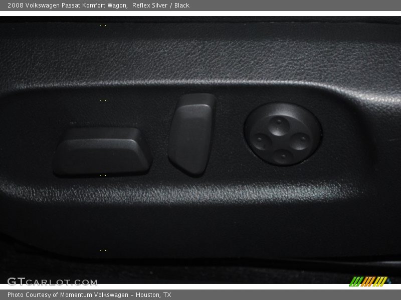 Reflex Silver / Black 2008 Volkswagen Passat Komfort Wagon