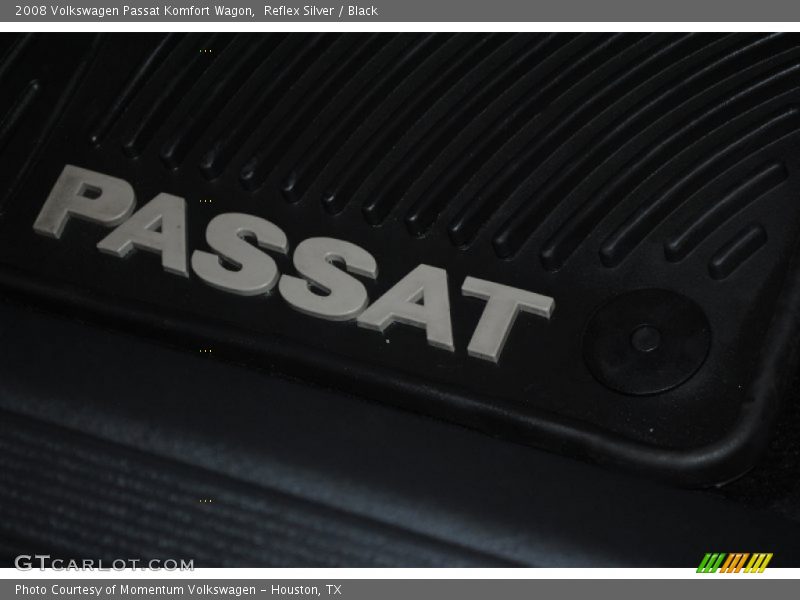Reflex Silver / Black 2008 Volkswagen Passat Komfort Wagon