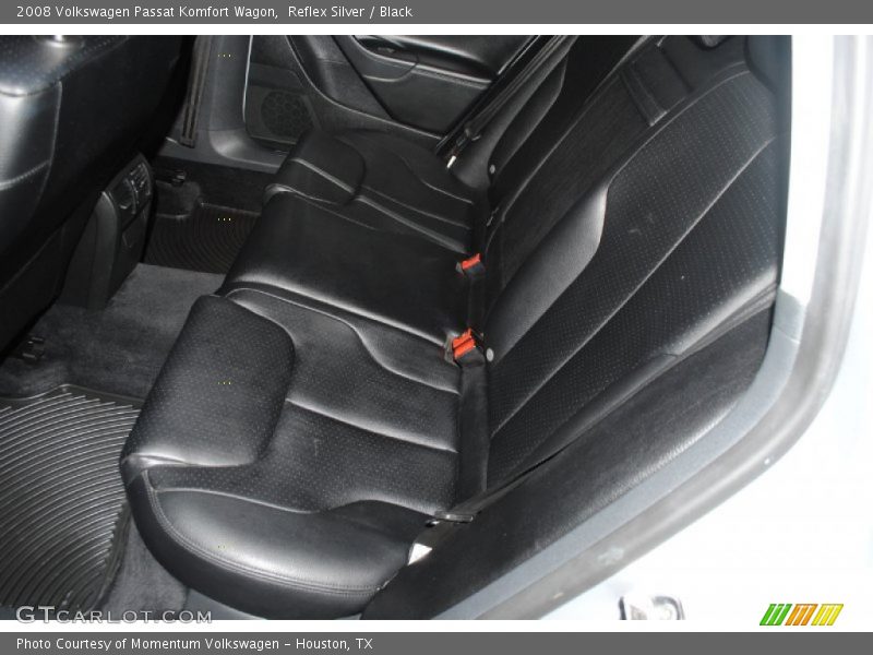 Reflex Silver / Black 2008 Volkswagen Passat Komfort Wagon