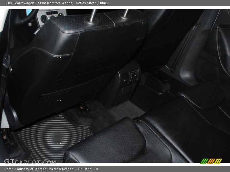 Reflex Silver / Black 2008 Volkswagen Passat Komfort Wagon