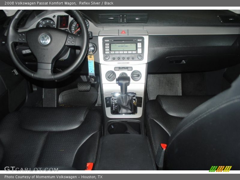 Reflex Silver / Black 2008 Volkswagen Passat Komfort Wagon