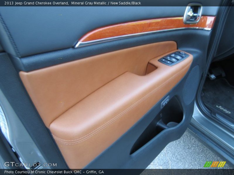 Mineral Gray Metallic / New Saddle/Black 2013 Jeep Grand Cherokee Overland