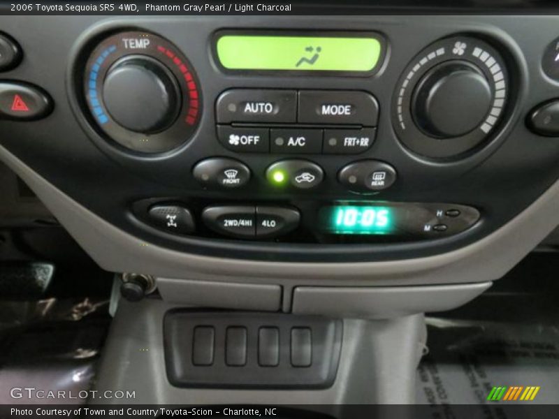 Phantom Gray Pearl / Light Charcoal 2006 Toyota Sequoia SR5 4WD