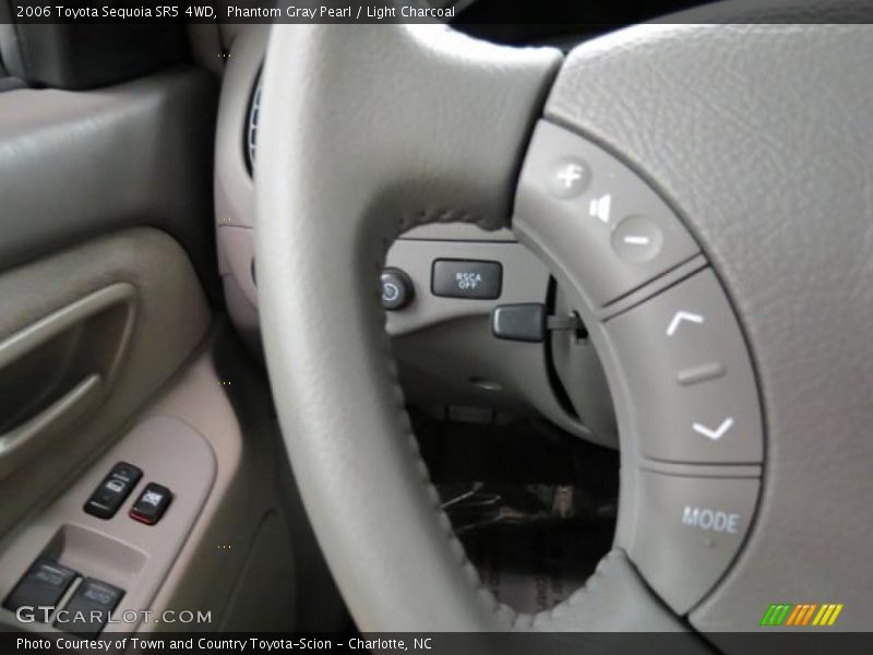 Phantom Gray Pearl / Light Charcoal 2006 Toyota Sequoia SR5 4WD