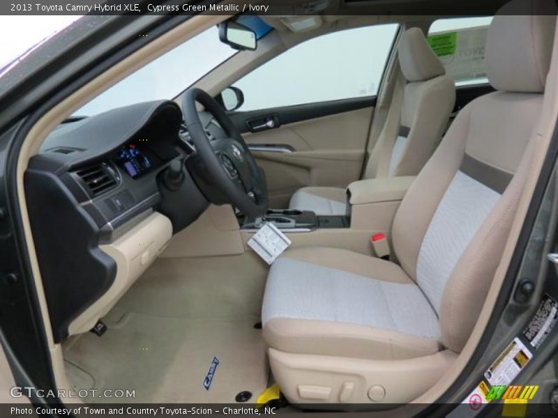 Cypress Green Metallic / Ivory 2013 Toyota Camry Hybrid XLE