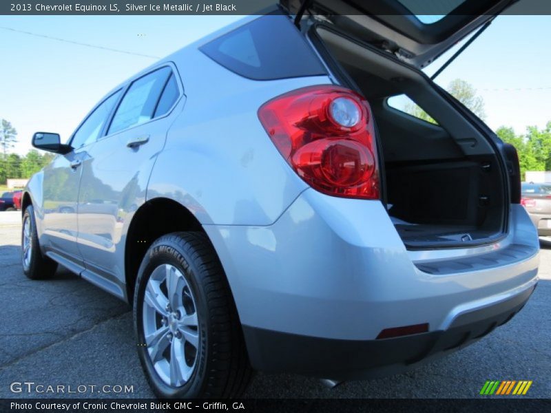 Silver Ice Metallic / Jet Black 2013 Chevrolet Equinox LS