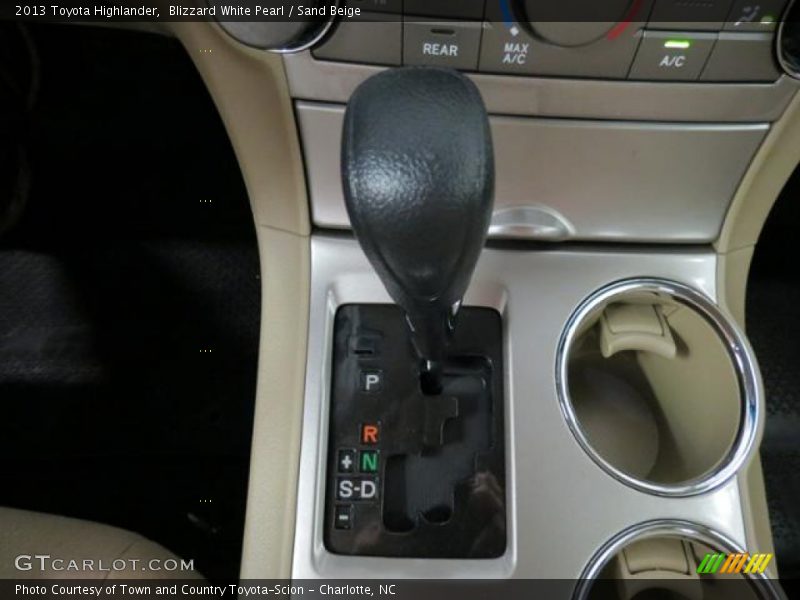 Blizzard White Pearl / Sand Beige 2013 Toyota Highlander