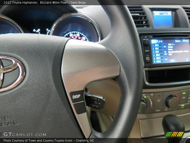 Blizzard White Pearl / Sand Beige 2013 Toyota Highlander