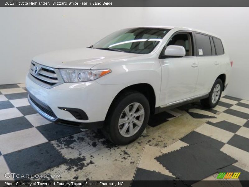 Blizzard White Pearl / Sand Beige 2013 Toyota Highlander