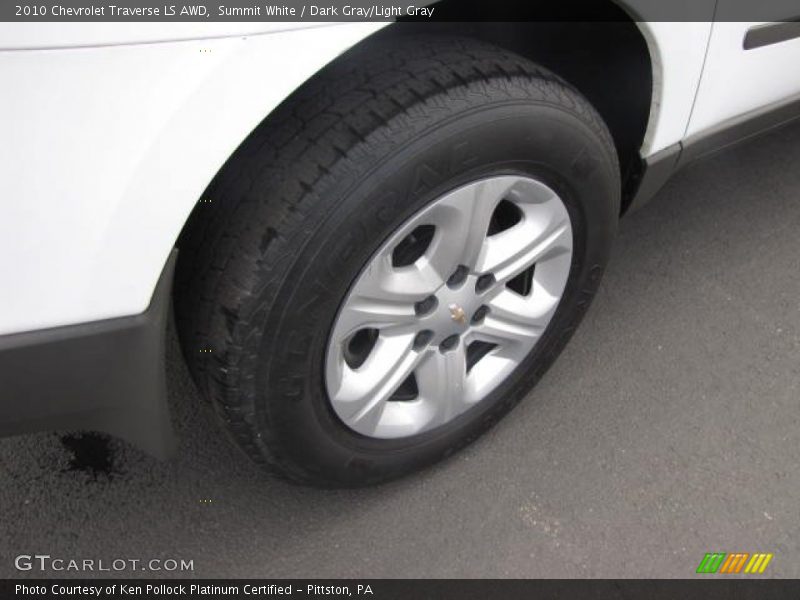 Summit White / Dark Gray/Light Gray 2010 Chevrolet Traverse LS AWD