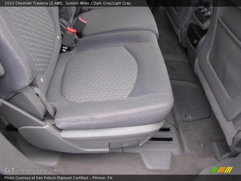 Summit White / Dark Gray/Light Gray 2010 Chevrolet Traverse LS AWD