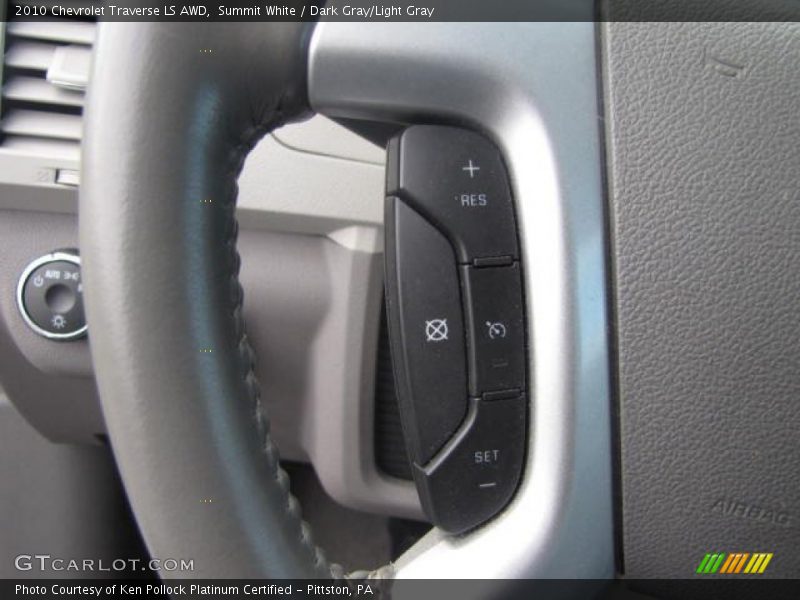 Summit White / Dark Gray/Light Gray 2010 Chevrolet Traverse LS AWD