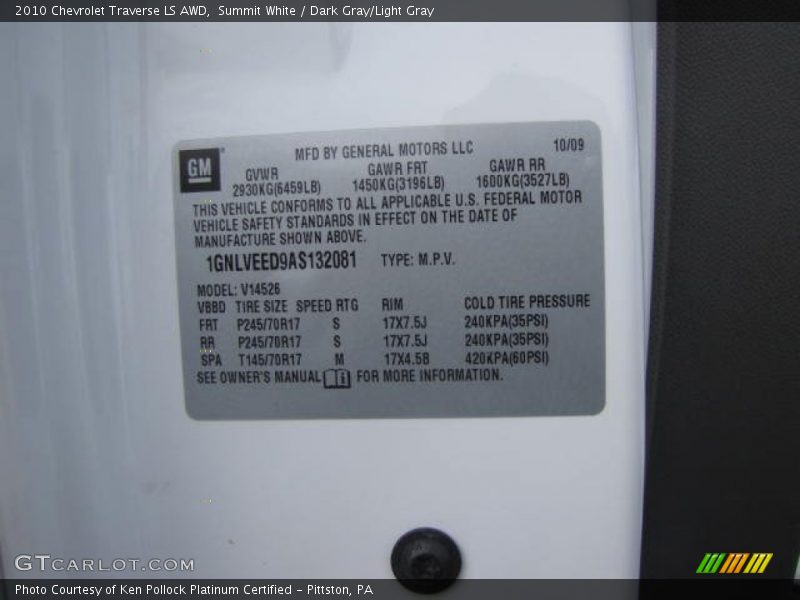 Summit White / Dark Gray/Light Gray 2010 Chevrolet Traverse LS AWD