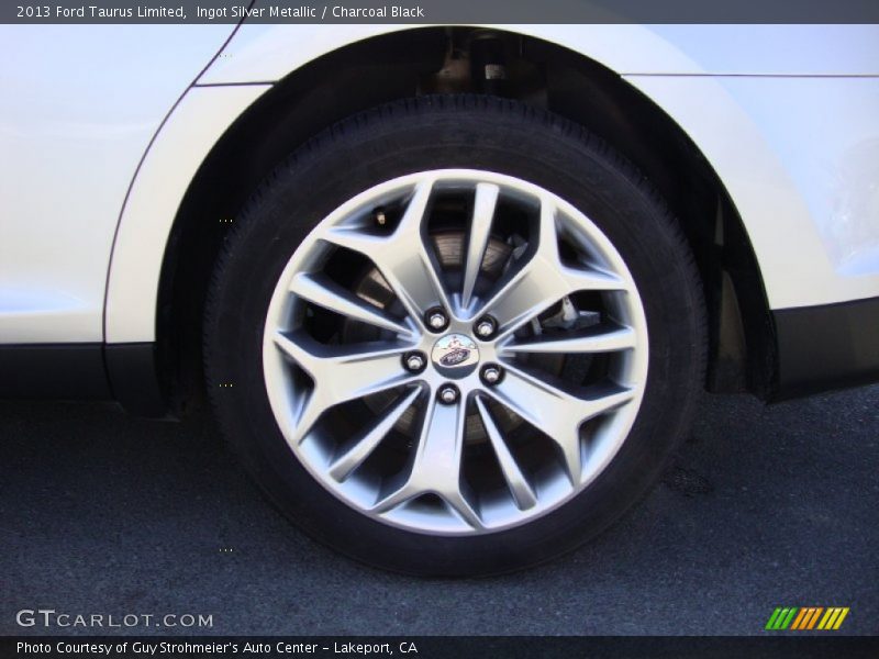 Ingot Silver Metallic / Charcoal Black 2013 Ford Taurus Limited