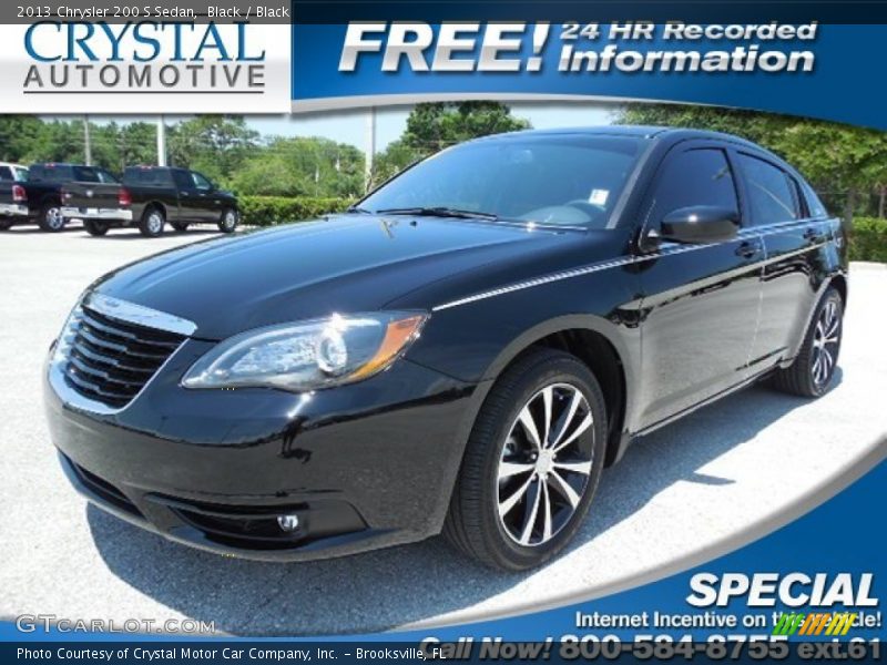 Black / Black 2013 Chrysler 200 S Sedan