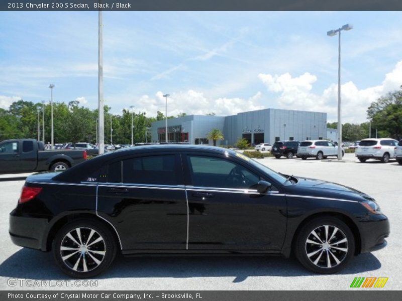Black / Black 2013 Chrysler 200 S Sedan
