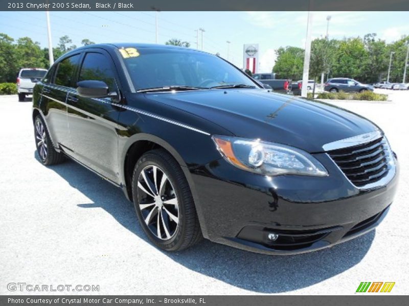 Black / Black 2013 Chrysler 200 S Sedan