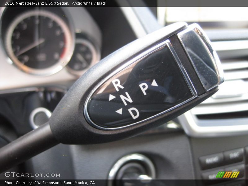 Arctic White / Black 2010 Mercedes-Benz E 550 Sedan