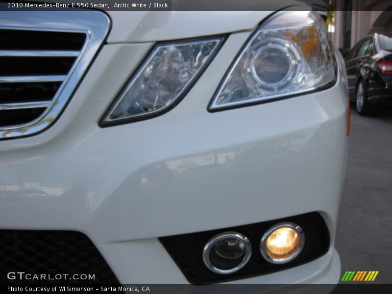 Arctic White / Black 2010 Mercedes-Benz E 550 Sedan