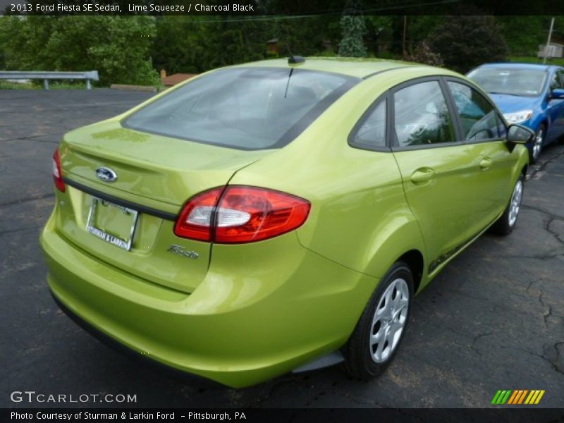 Lime Squeeze / Charcoal Black 2013 Ford Fiesta SE Sedan