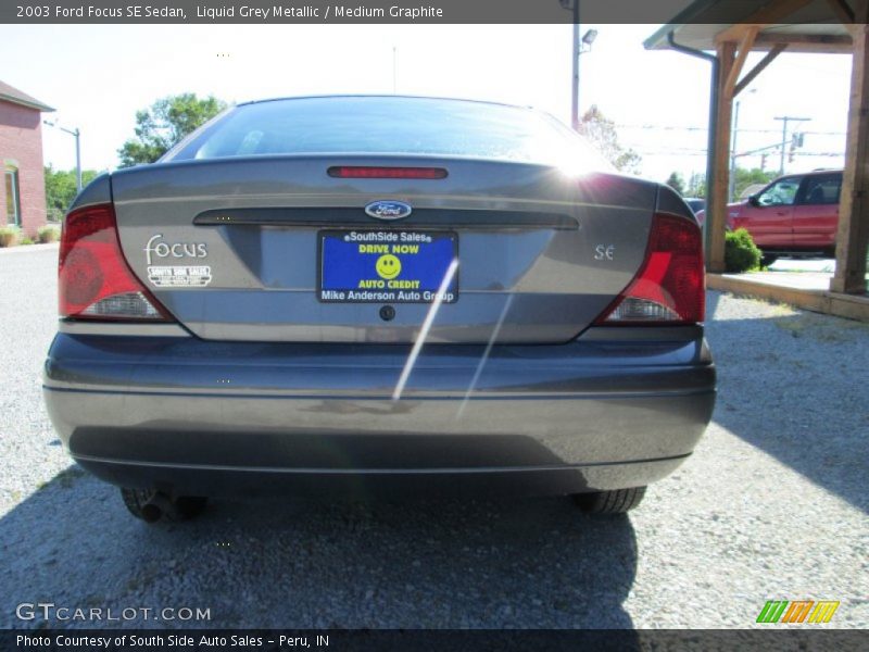 Liquid Grey Metallic / Medium Graphite 2003 Ford Focus SE Sedan