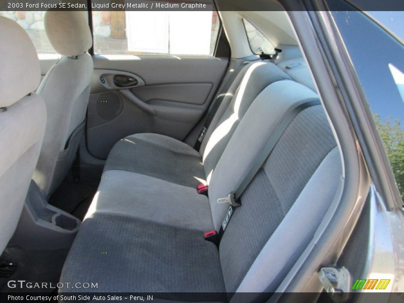 Liquid Grey Metallic / Medium Graphite 2003 Ford Focus SE Sedan