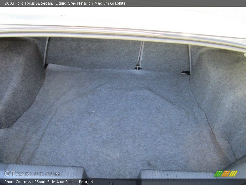 Liquid Grey Metallic / Medium Graphite 2003 Ford Focus SE Sedan