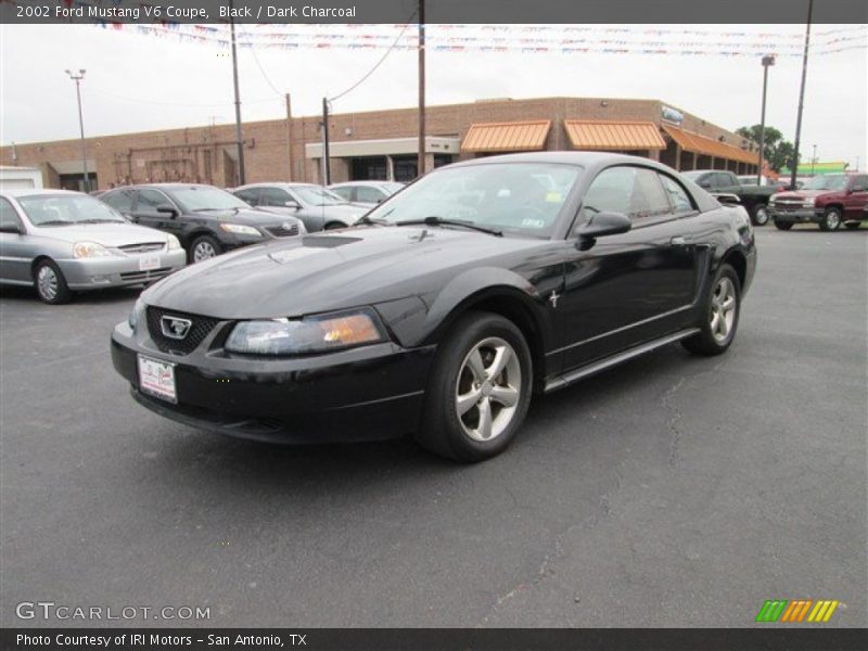 Black / Dark Charcoal 2002 Ford Mustang V6 Coupe