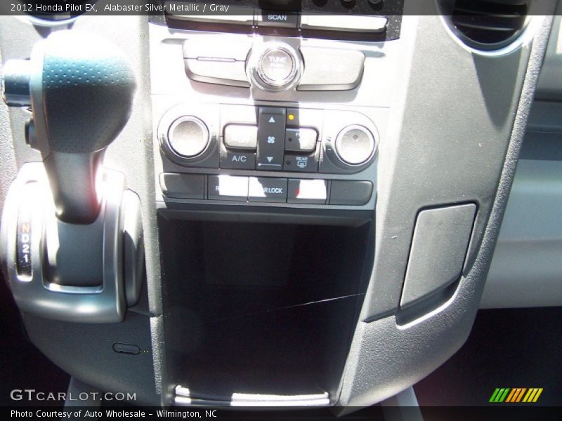 Alabaster Silver Metallic / Gray 2012 Honda Pilot EX